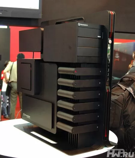 Корпус Thermaltake Level 10