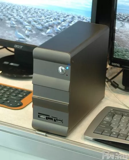 Миниатюрные корпуса Topower