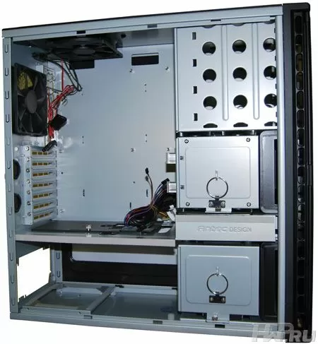 Корпус Antec P183