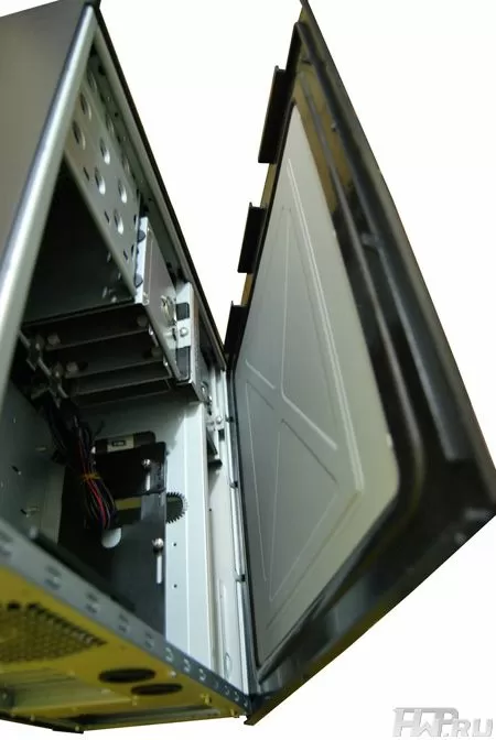 Корпус Antec P183