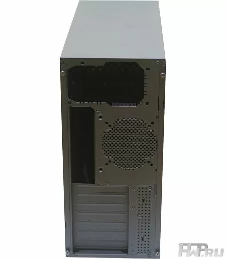 Корпус Xigmatek Asgard - вид сзади