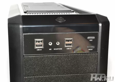 Корпус Zalman Z9 - фронтальная панель