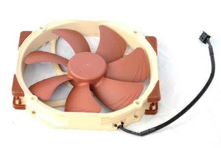 Noctua_nh_d15_fansm.jpg
