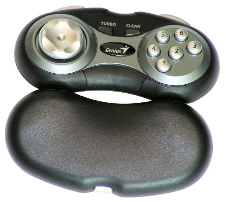 ������� Genius MaxFire Pandora � �������� �������
