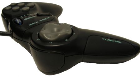 ����� �������� Saitek P220