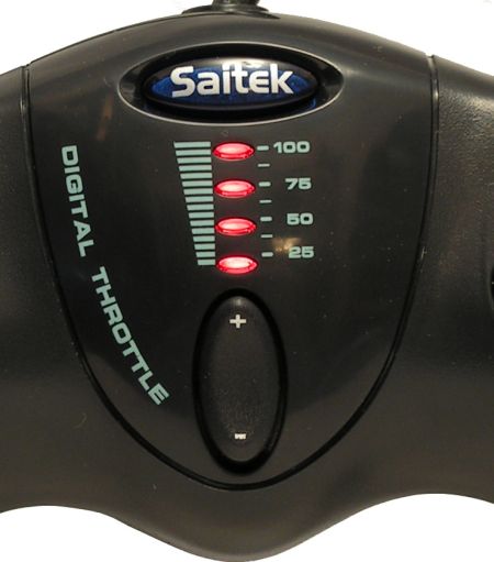 ����� �������� Saitek P220