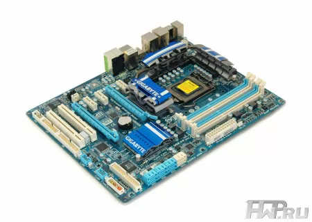 Материнская плата Gigabyte GA-P55A-UD4