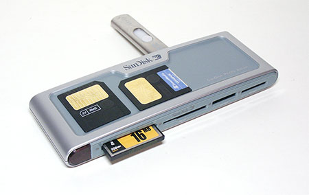 Корпус Sandisk Photo Album - вид спереди