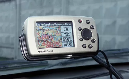 GPS-навигатор Garmin Quest