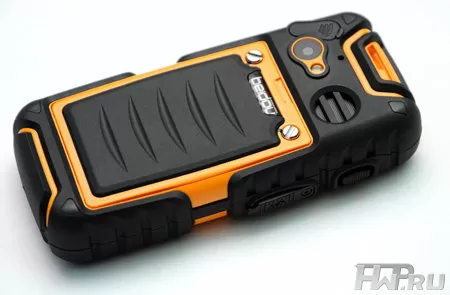 Обратная сторона Outfone