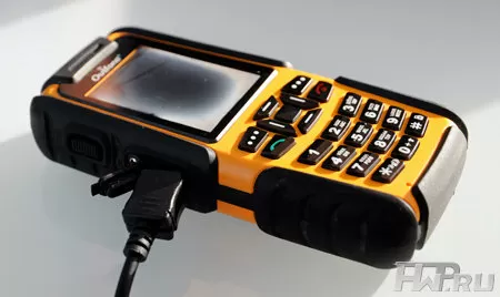 Outphone нахлебался воды