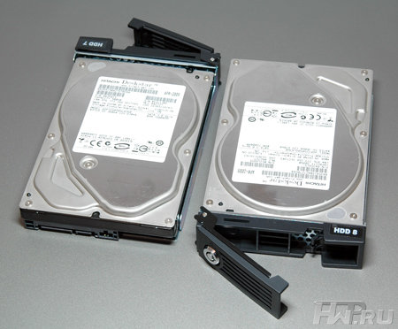 СХД QNAP TS809U-RP - лотки для дисков