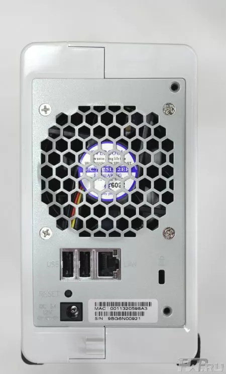 Внешний вид Synology DS210j