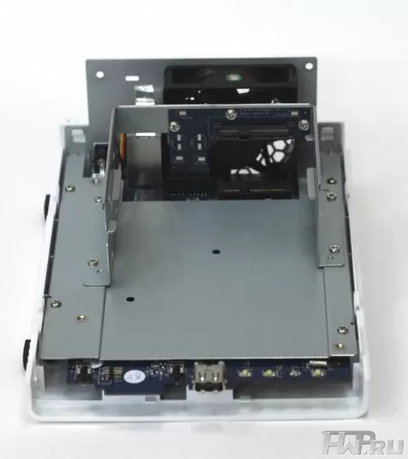 Synology DS209j - вид изнутри