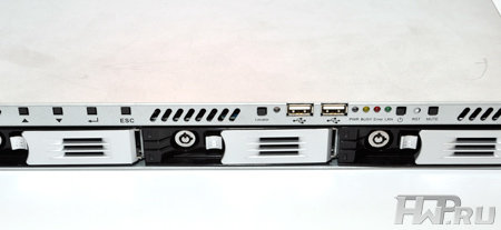 Внешний вид Thecus 1U4200XXX