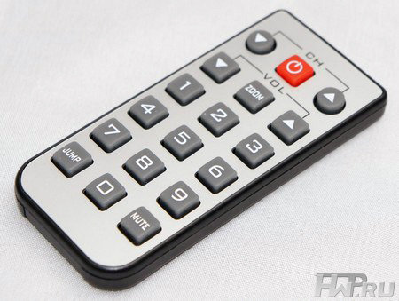iconBIT TV-Hunter Hybrid HD Stick U400 FM