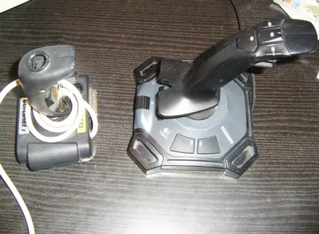 Старый и новый Джойстики