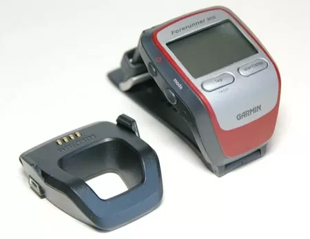 Спортивный GPS-навигатор Garmin ForeRunner 305 с док-станцией