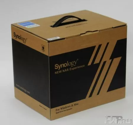 Упаковка Synology DS209+ II