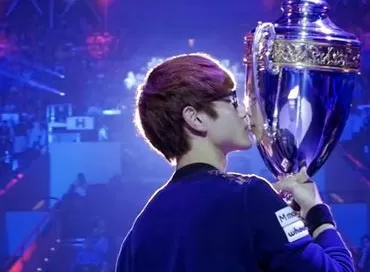 ТОП-5 самых богатых киберспортсменов